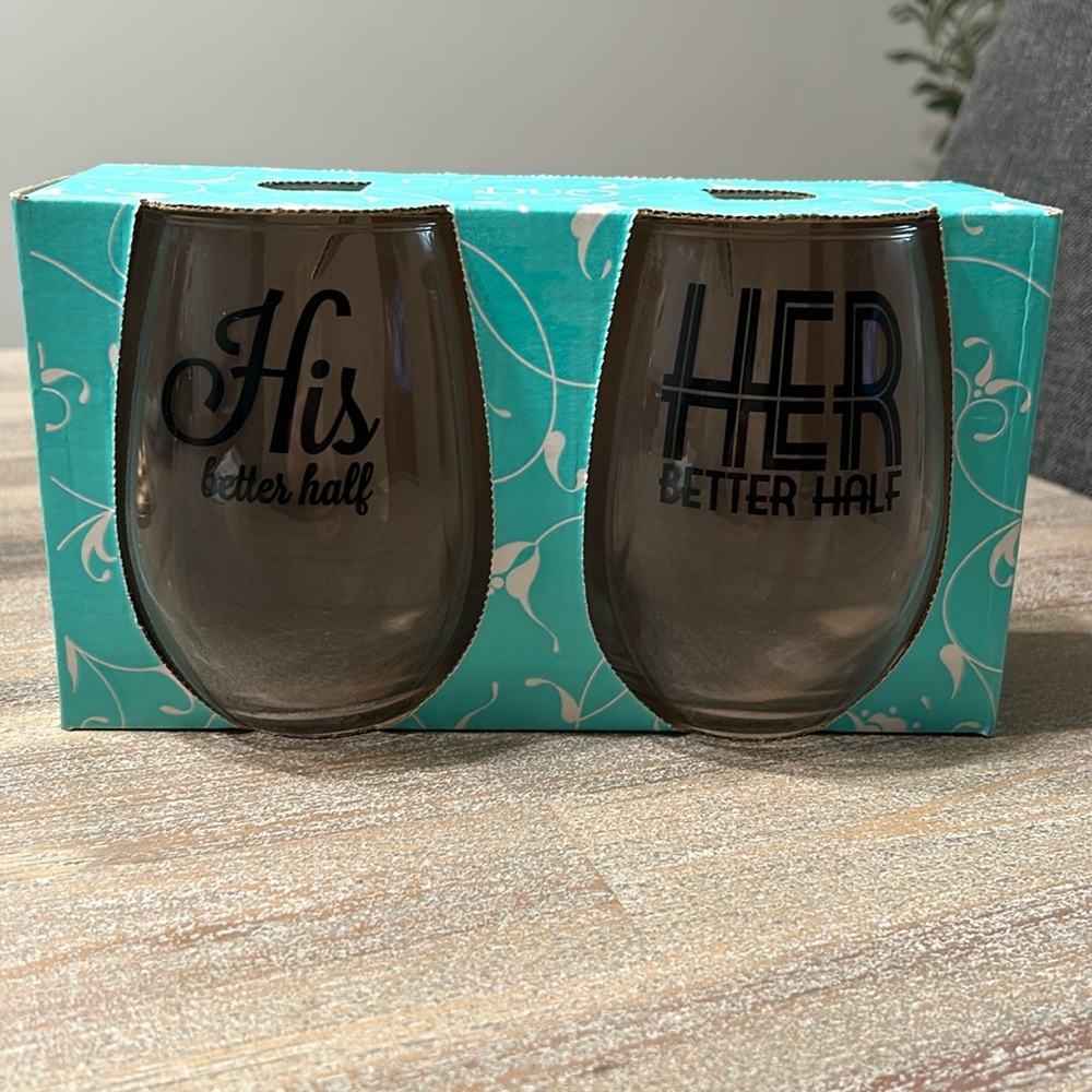 BRAND NEW DUO HIS AND HER 21 OZ STEMLESS CUPS